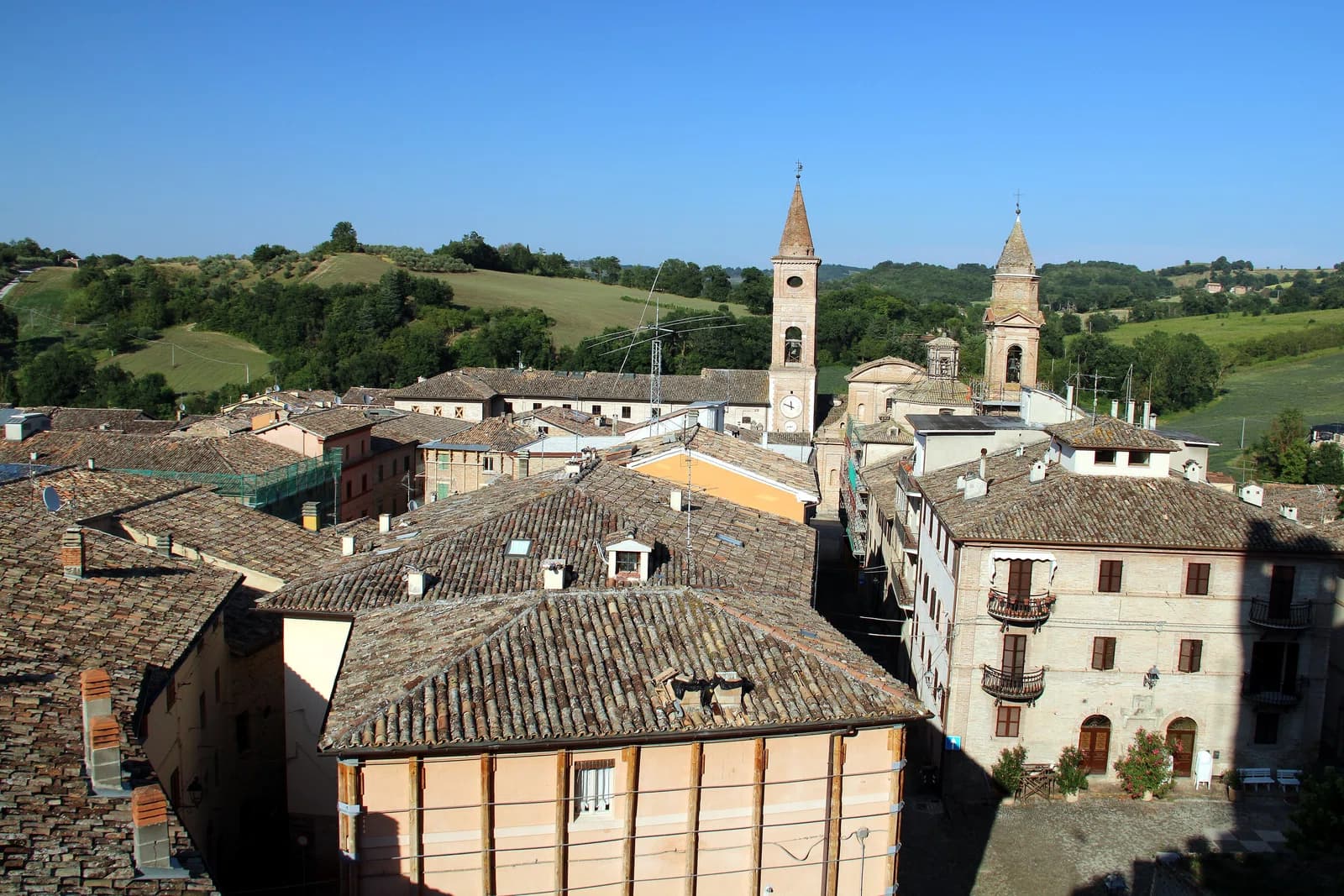 Caldarola