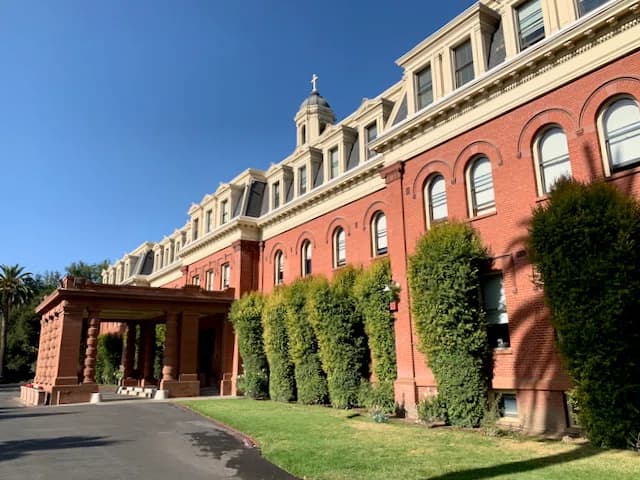 Sacred Heart Preparatory