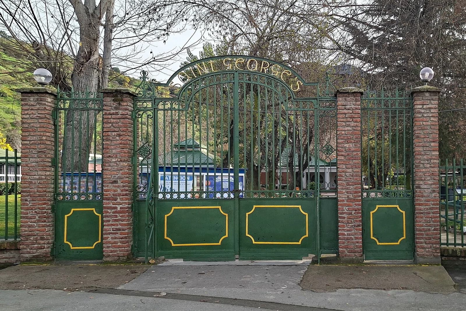Saint George's College