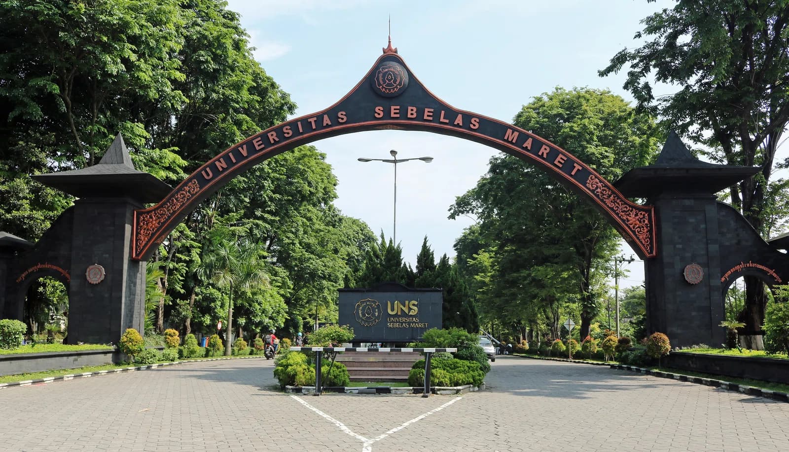 Sebelas Maret University