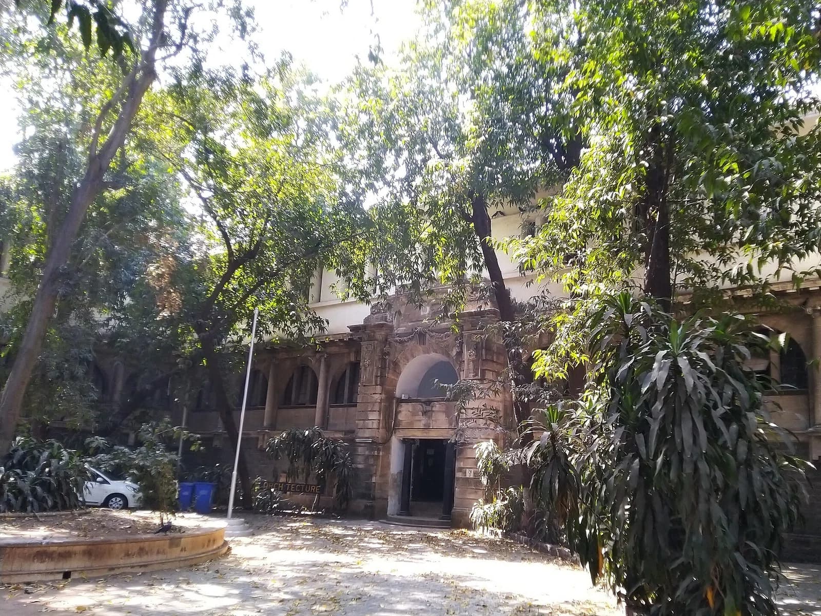 Sir J. J. College of Architecture