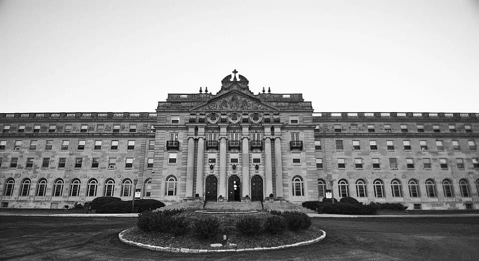 St. Mary's Seminary and University