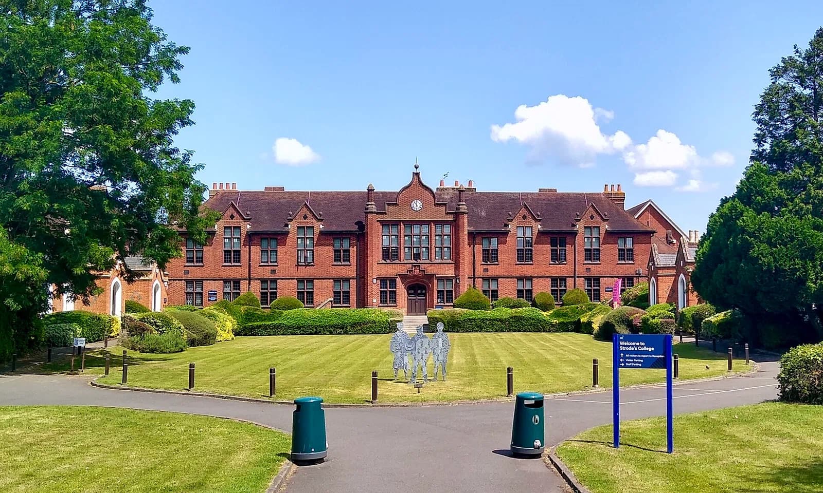 Strode's College