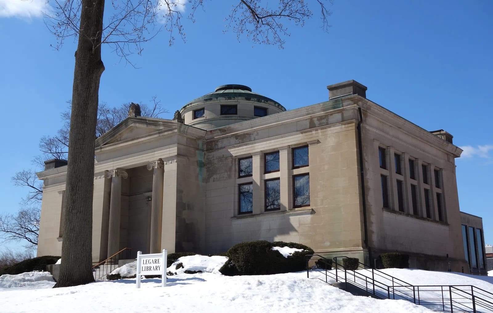 Suffield Academy