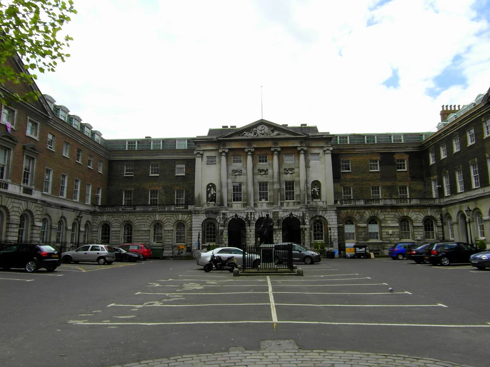 Guy's Hospital