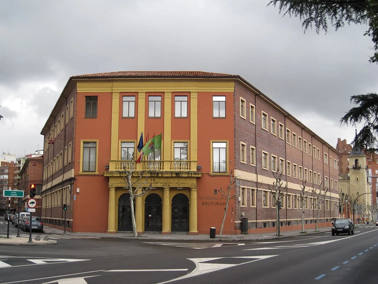 University of León