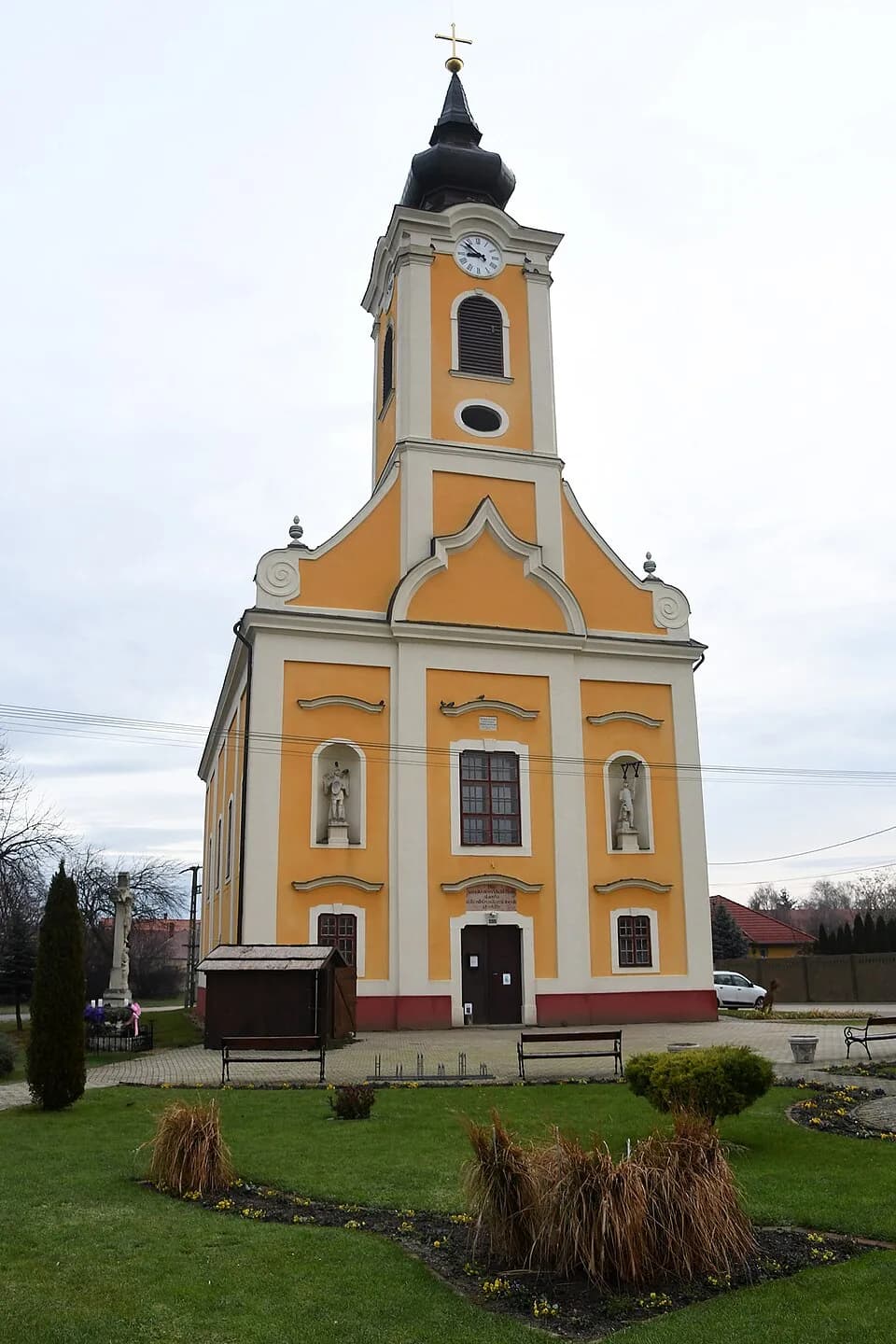 Bezenye