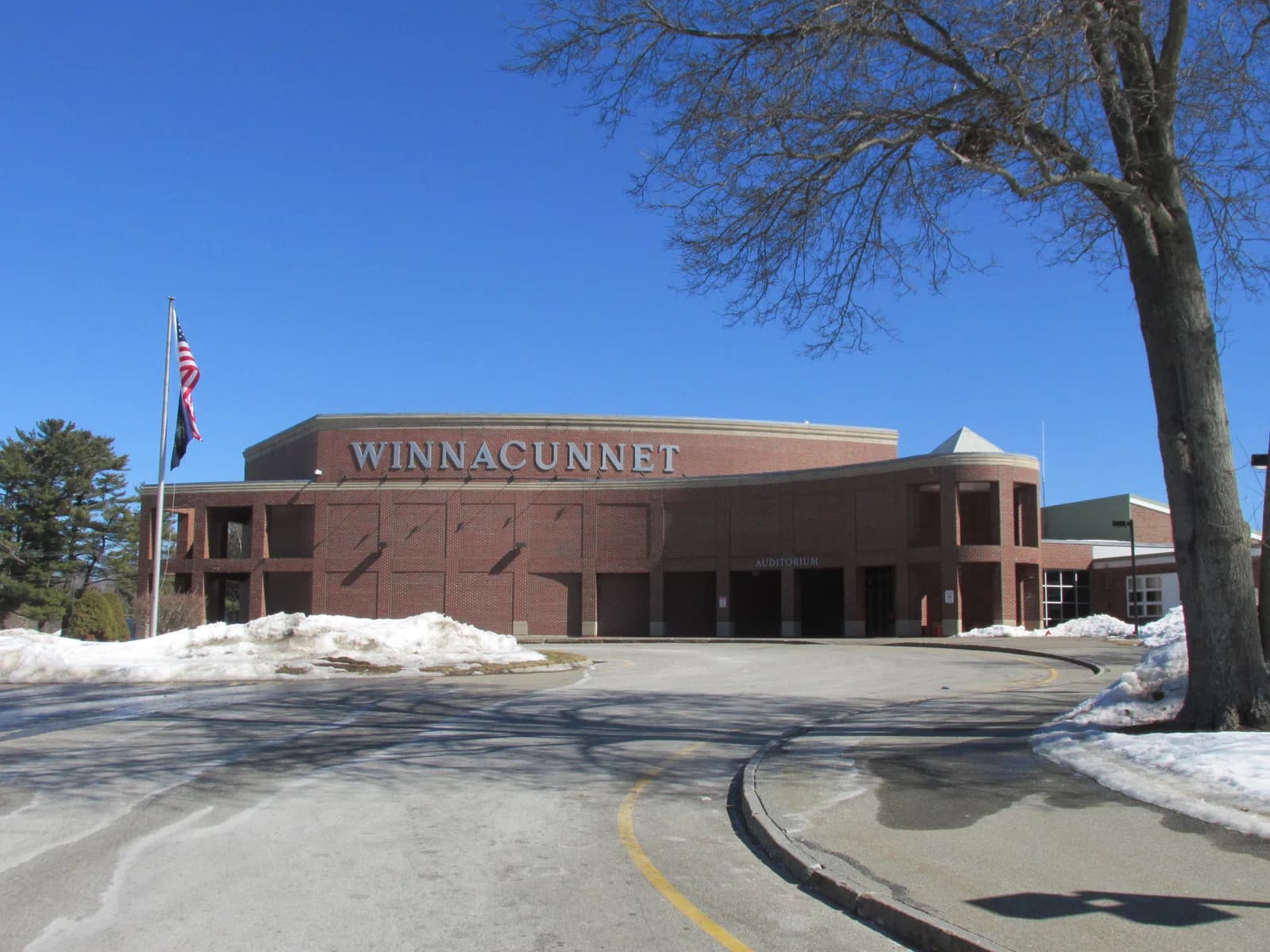 Winnacunnet High School