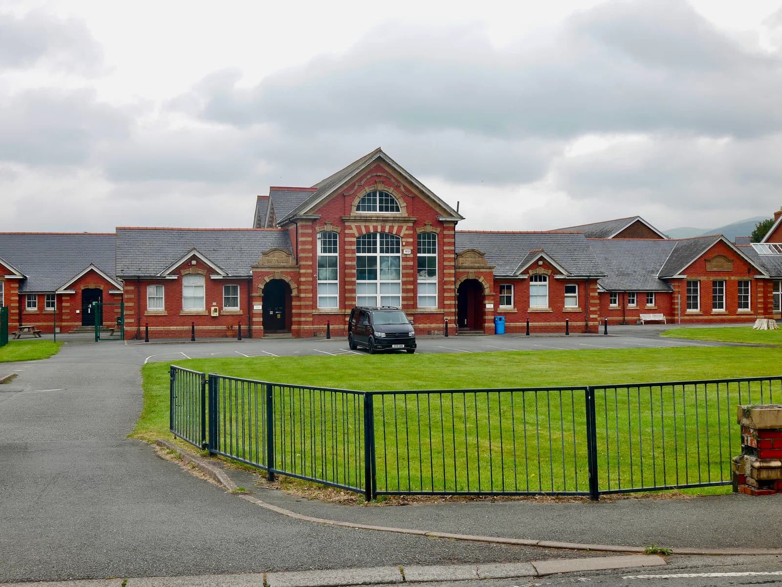 Ysgol Uwchradd Tywyn