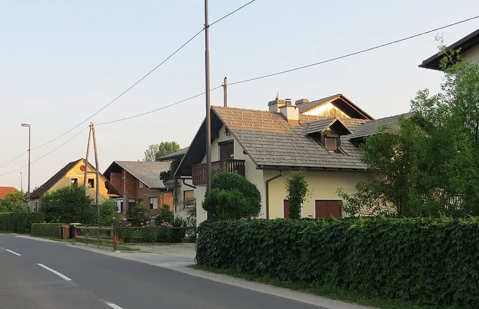 Zadvor