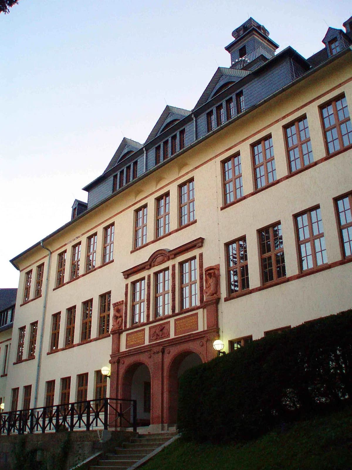 Bertolt-Brecht-Gymnasium