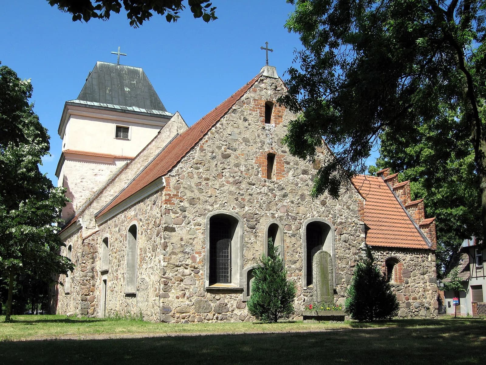 Schönerlinde