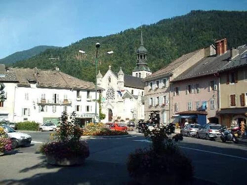 Thônes