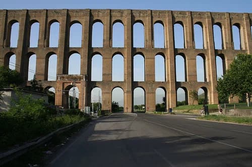 Aqueduct of Vanvitelli