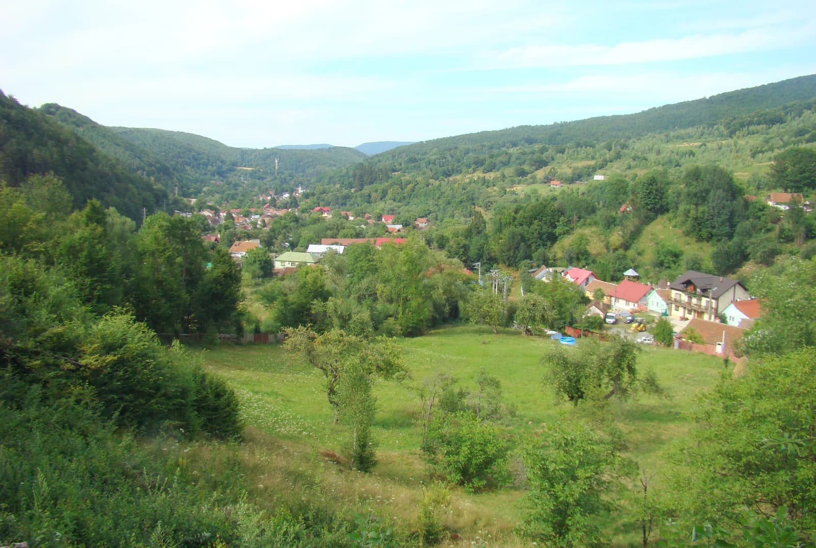 Văliug