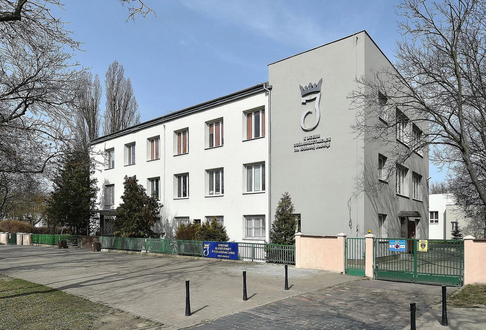 X LO im. Królowej Jadwigi in Warsaw