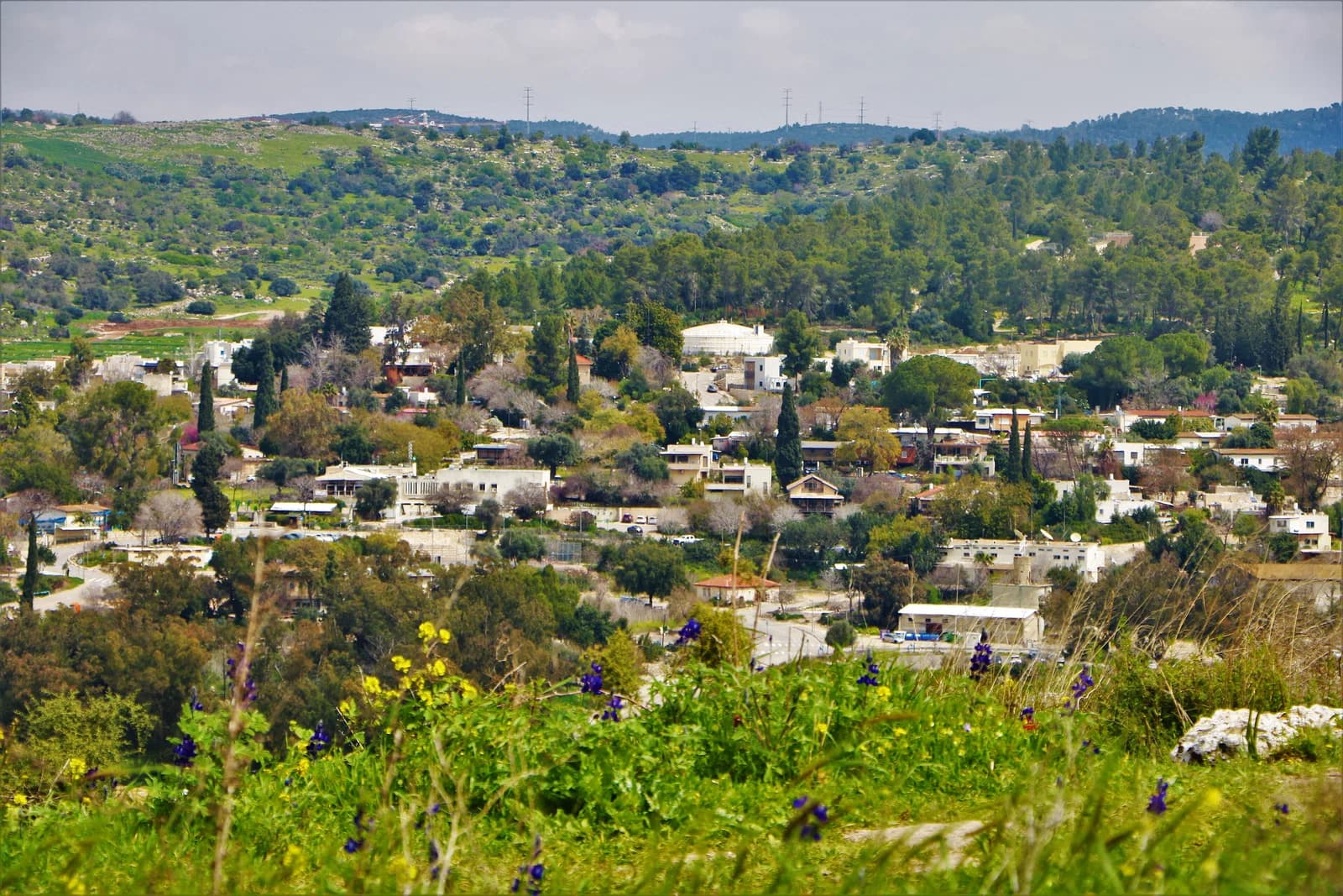 Netiv HaLamed-Heh