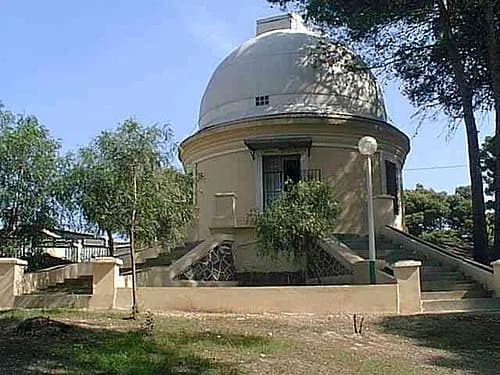 Centre de recherche en astronomie, astrophysique et géophysique