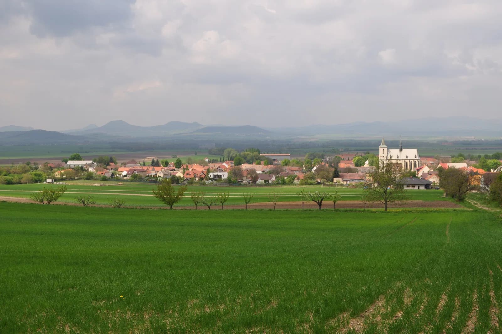 Slavětín nad Ohří