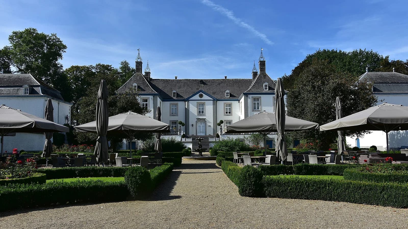 Genoels-Elderen Castle