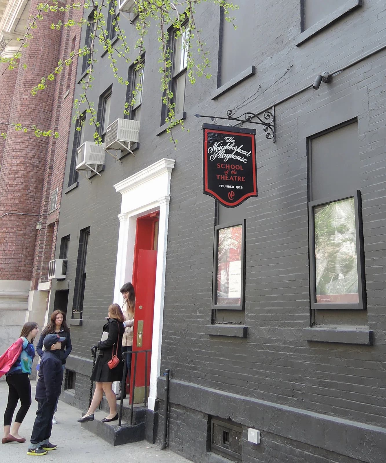 Neighborhood Playhouse School of the Theatre