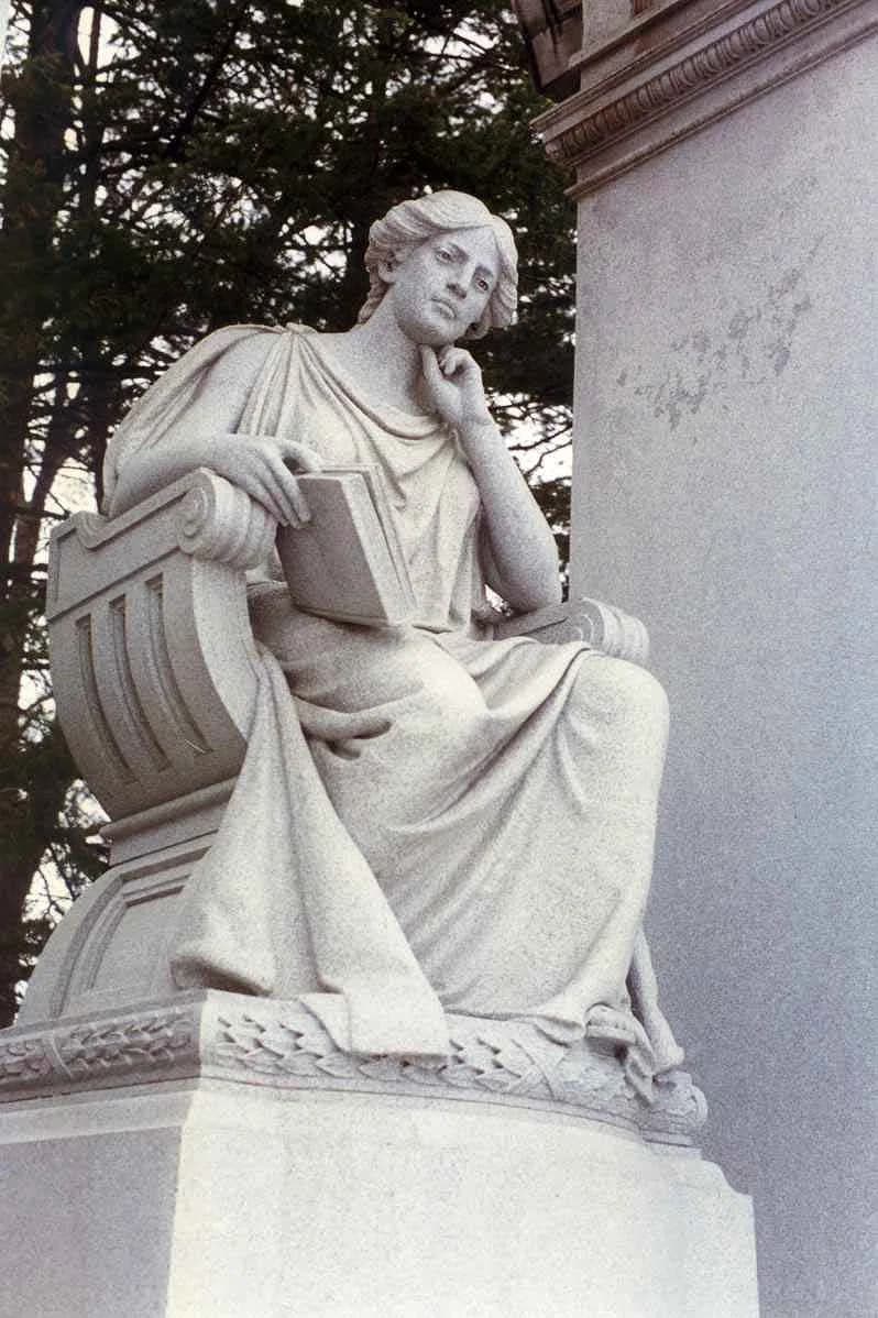 Lakewood Cemetery