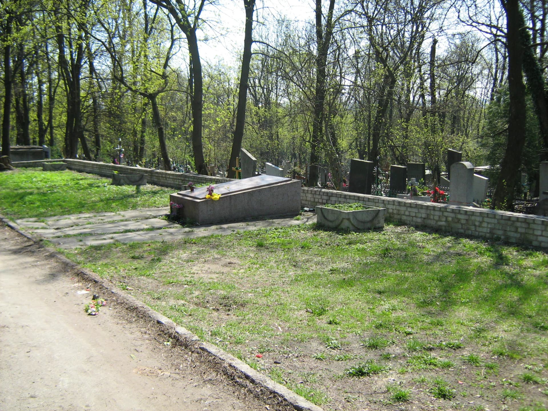 Yanivsky cemetery