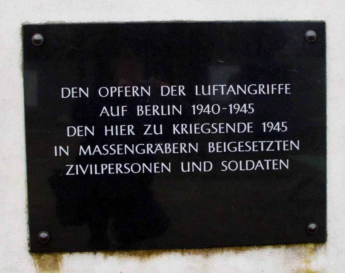 Invalidenfriedhof