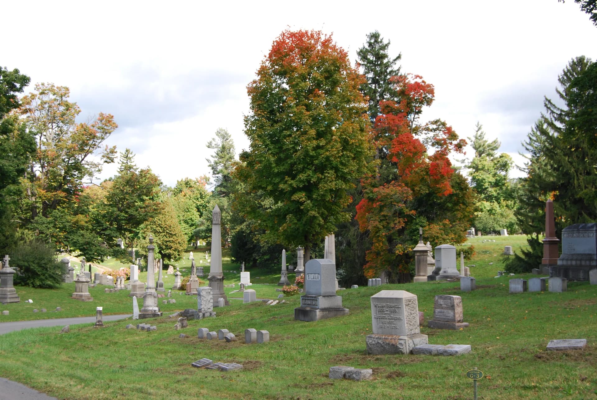 Oakwood Cemetery