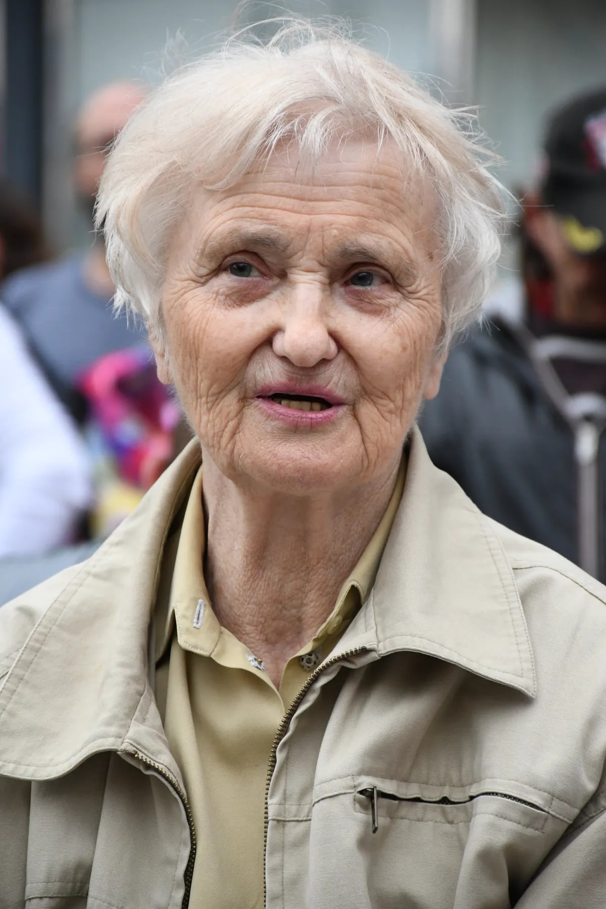 Porträt von Zdena Mašínová jun. (1933–2026) – Gedenkseite