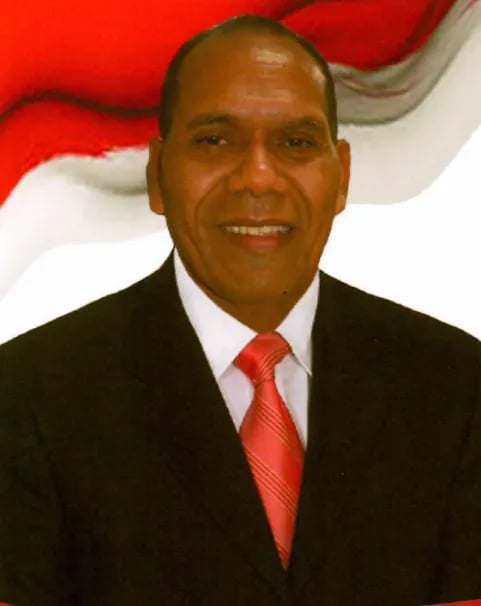Porträt von Amon Djobo (1960–2026) – Gedenkseite