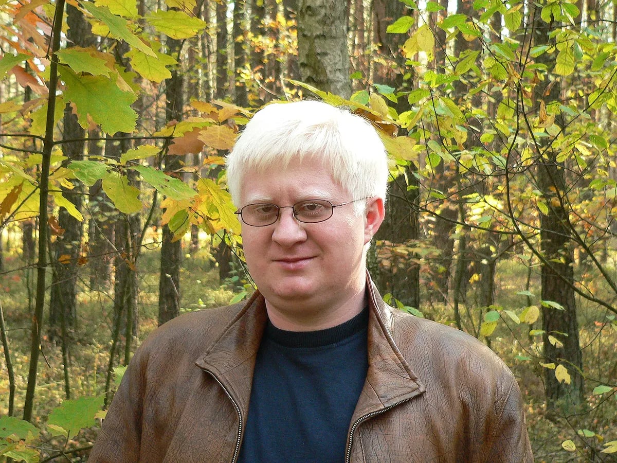 Portrait of Mariusz Parlicki (1974–2026) – memorial page