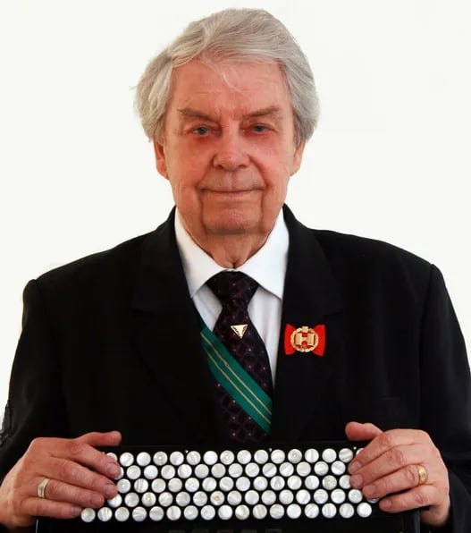 Portrait of Jukka Ollila (1926–2026) – memorial page