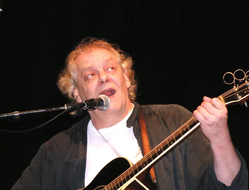 Porträt von Stig Møller (1945–2026) – Gedenkseite
