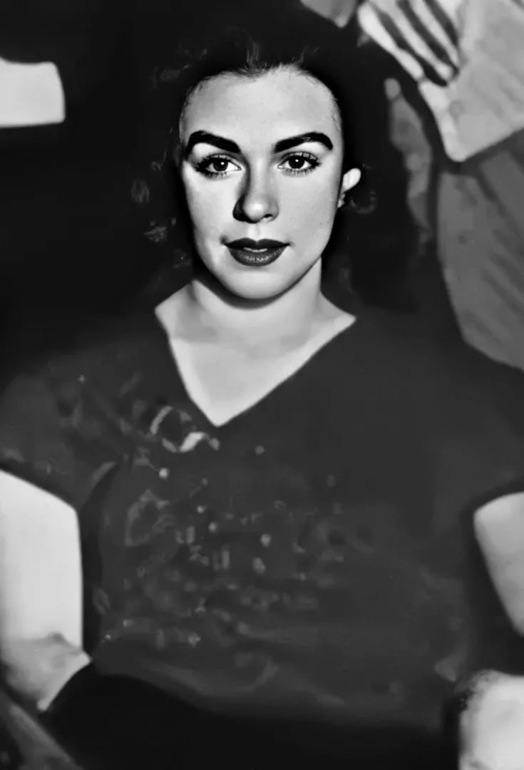 Portrait of Dolores Muñoz Ledo (1918–2026) – memorial page