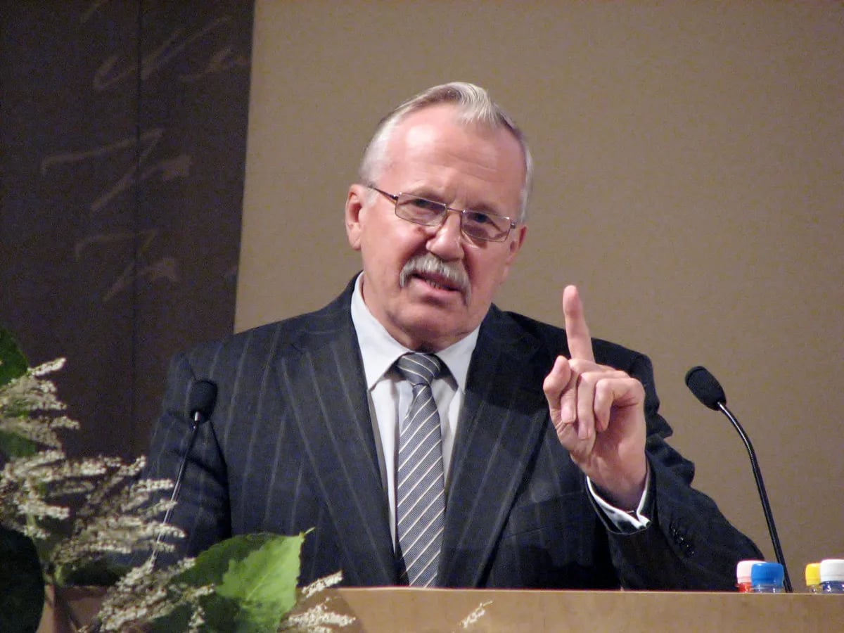 Porträt von Arvi Altmäe (1942–2026) – Gedenkseite