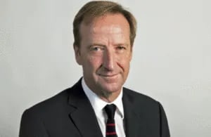 Portrait of Alex Younger (1963–2026) – memorial page