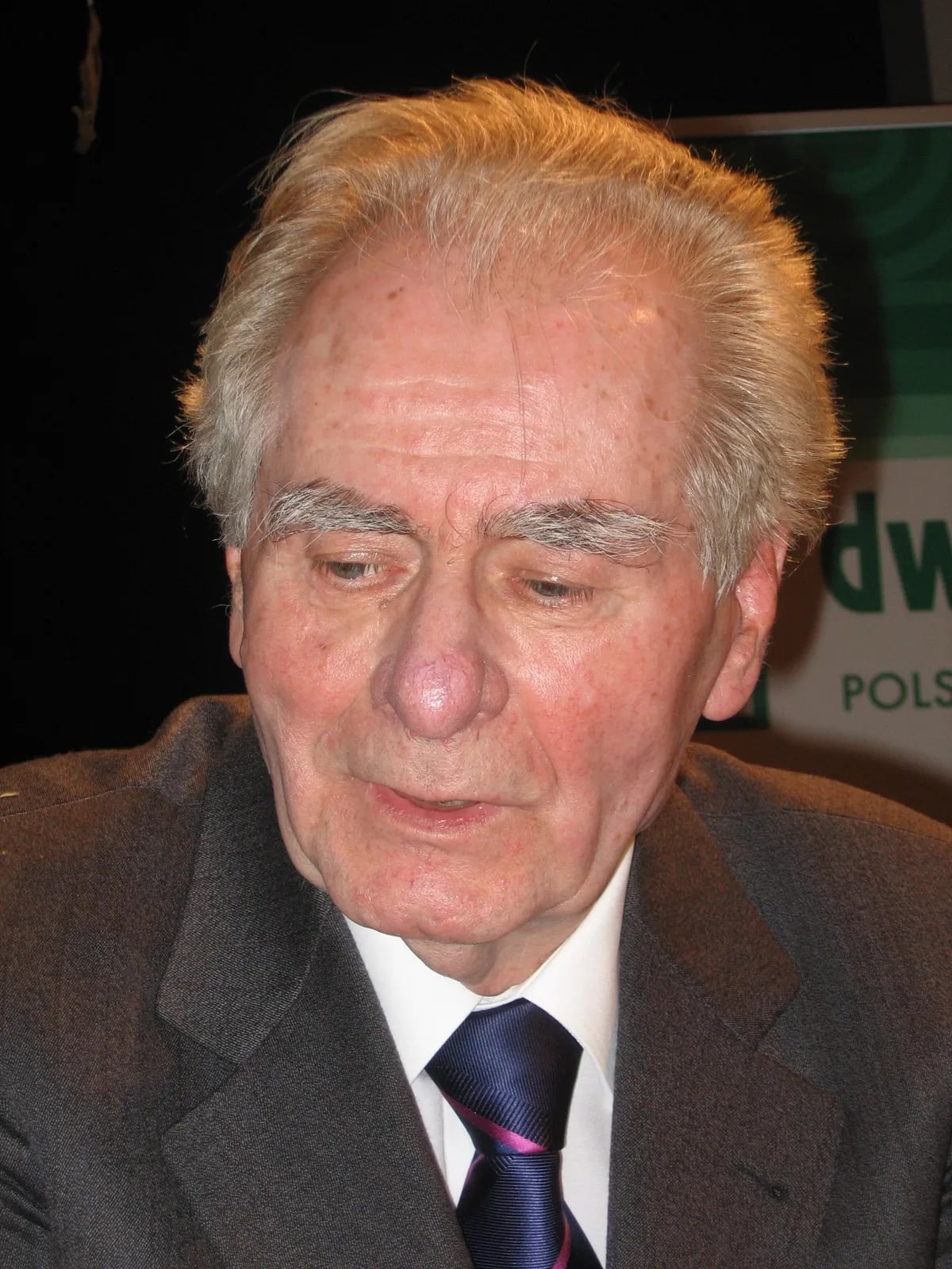 Portrait of Wiesław Myśliwski (1932–2026) – memorial page