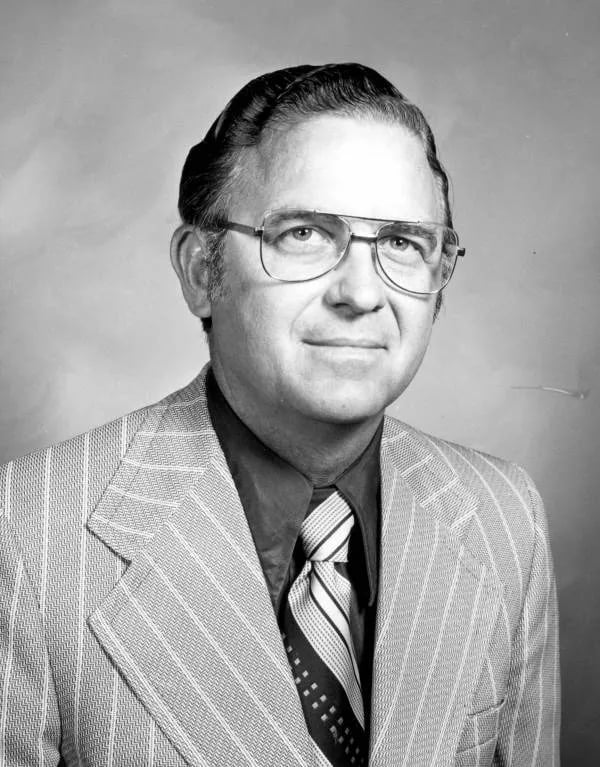 Porträt von Don C. Childers (1932–2026) – Gedenkseite