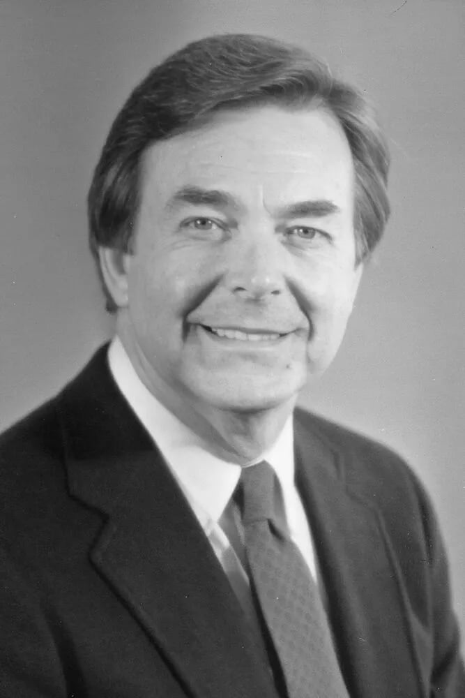 Portrait of James F. Howell (1934–2026) – memorial page