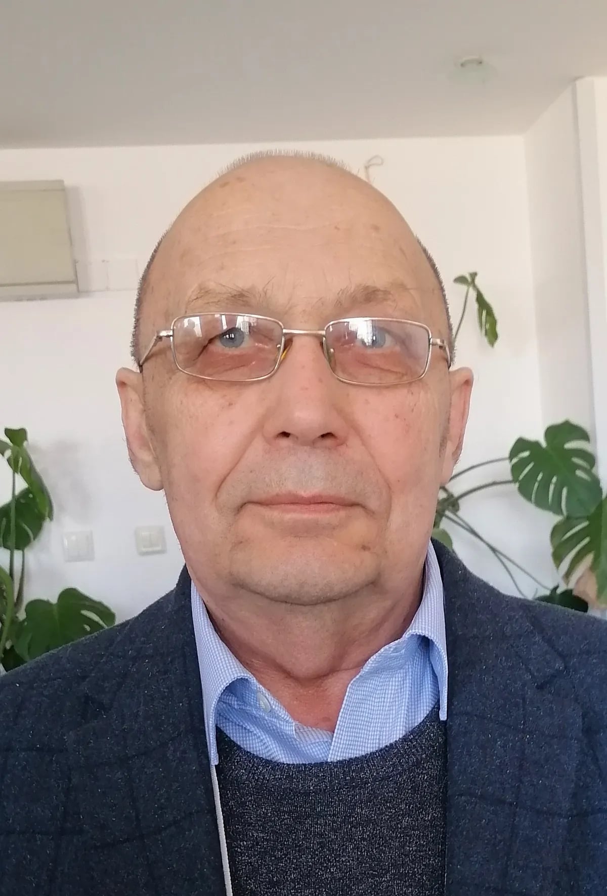 Porträt von Pavel Plotnikov (1947–2026) – Gedenkseite