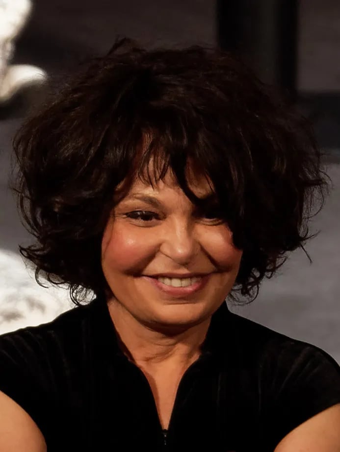 Portrait of Isabelle Mergault (1958–2026) – memorial page