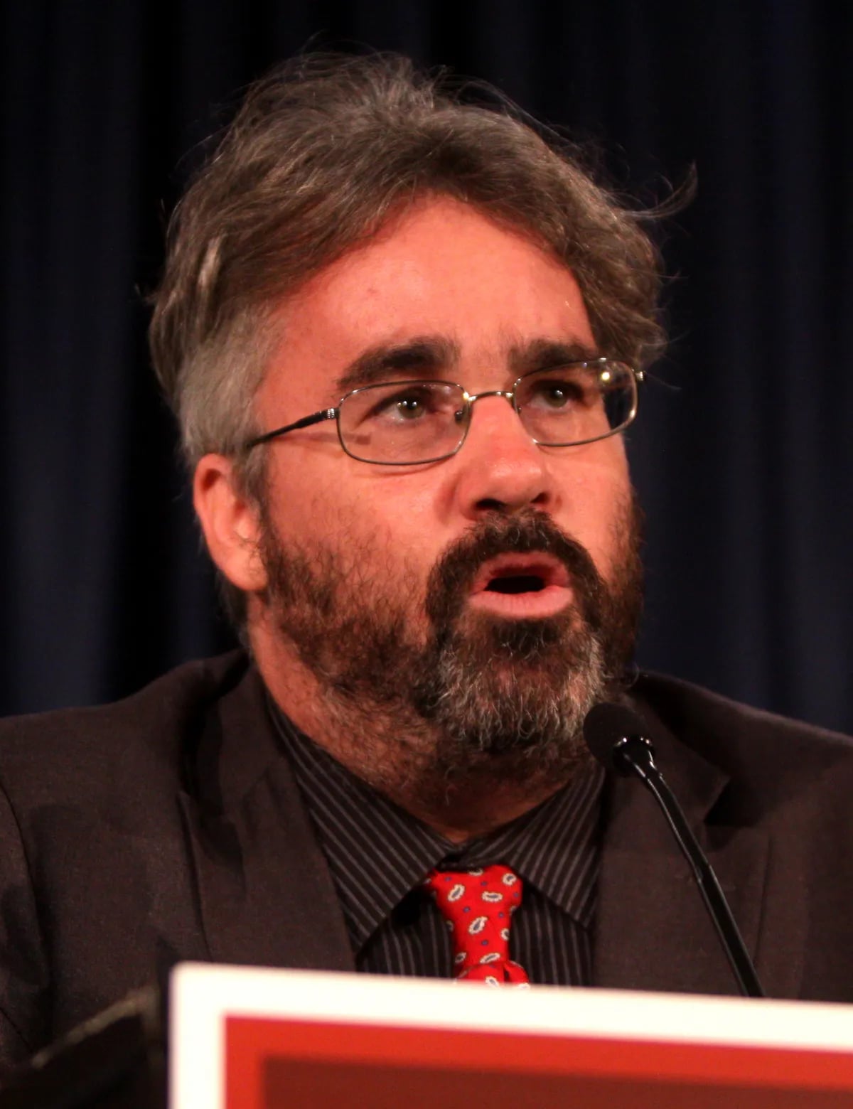Porträt von Brian Doherty (1968–2026) – Gedenkseite