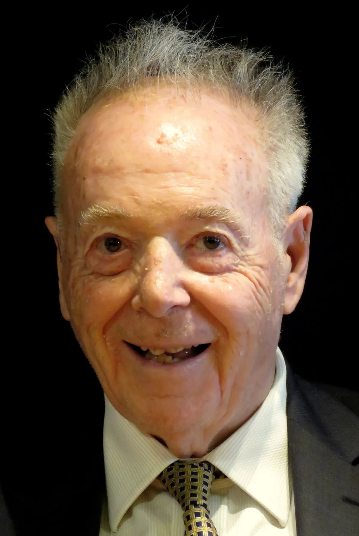 Porträt von Jarosław Abramow-Newerly (1933–2026) – Gedenkseite