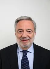 Porträt von Luigi Nicolais (1942–2026) – Gedenkseite