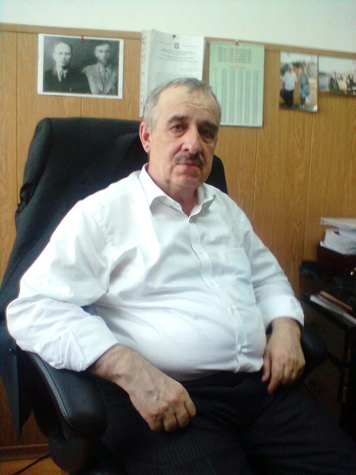 Porträt von Musa Akhmadov (1956–2026) – Gedenkseite