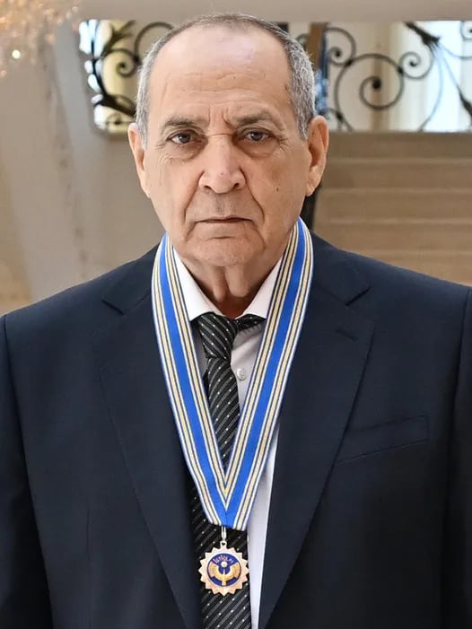 Porträt von Rasim Balayev (1948–2026) – Gedenkseite
