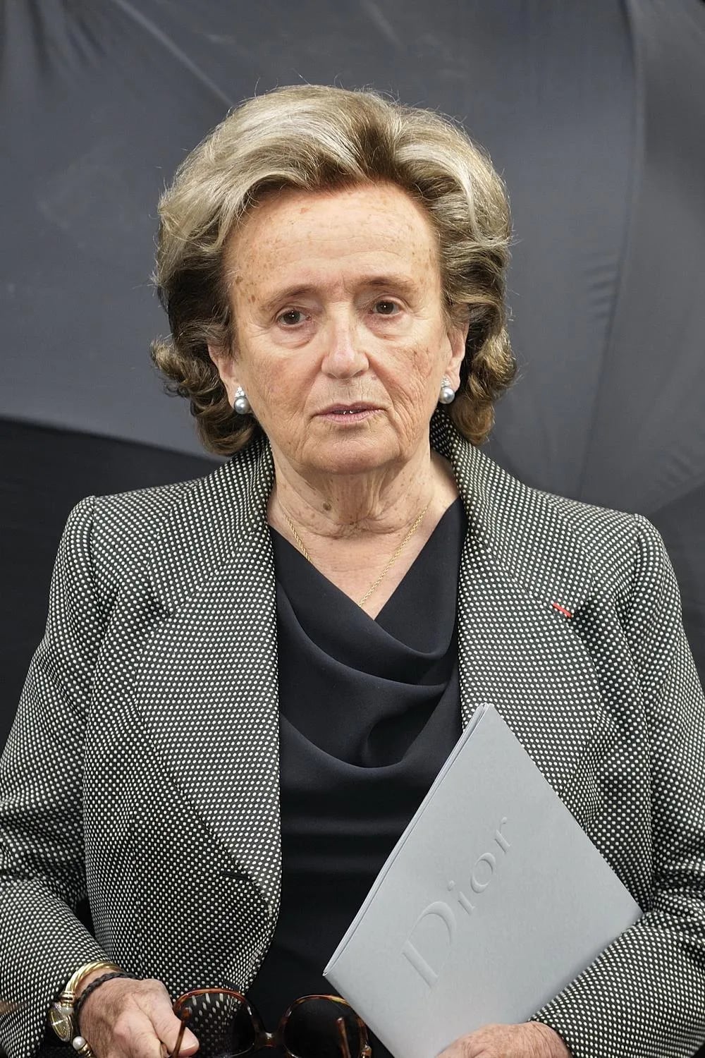 Porträt von Bernadette Chirac (1933–2026) – Gedenkseite