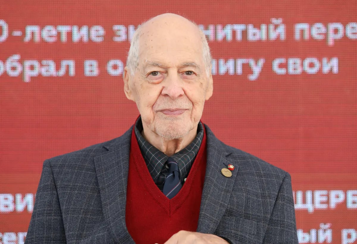 Portrait of Yevgeny Solonovich (1933–2026) – memorial page