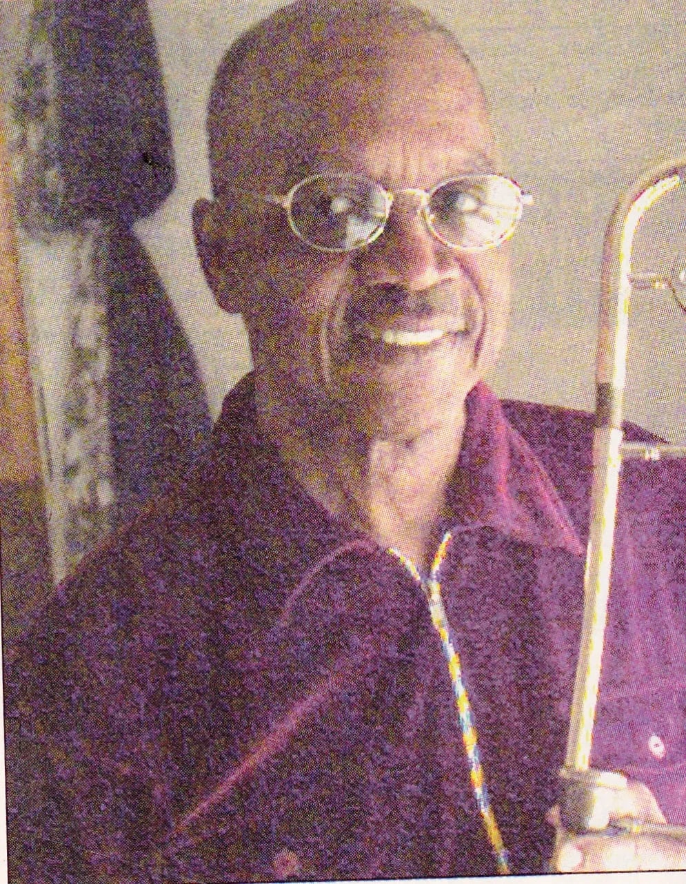 Porträt von Carlos Malcolm (1934–2026) – Gedenkseite